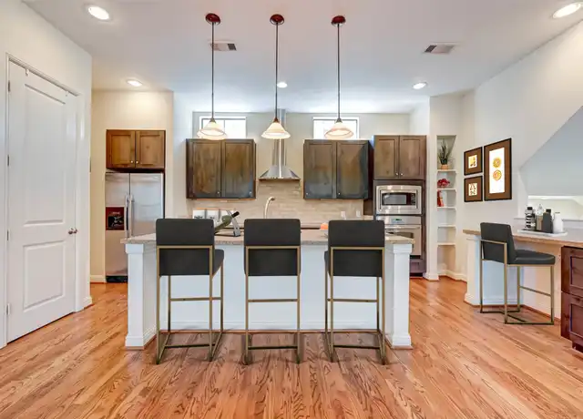 Property at 5211 Eigel St Unit C, Houston, TX, 77007, 3 beds, 3.5 baths, [object Object]