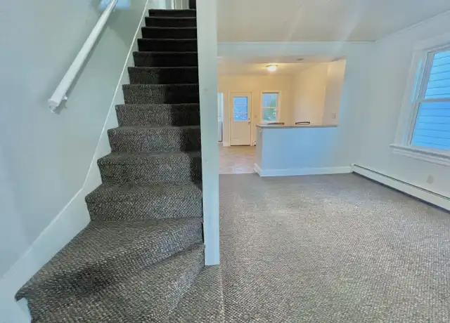 Property at 1429 N Lincoln Ave, Scranton, PA, 18508, 3 beds, 1 bath, [object Object]