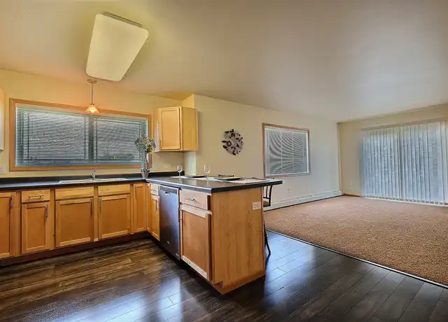 Property at Sandy Creek - 3880 16th St S, Moorhead, MN, 56560, 1-2 bed, 1-2 bath, [object Object]