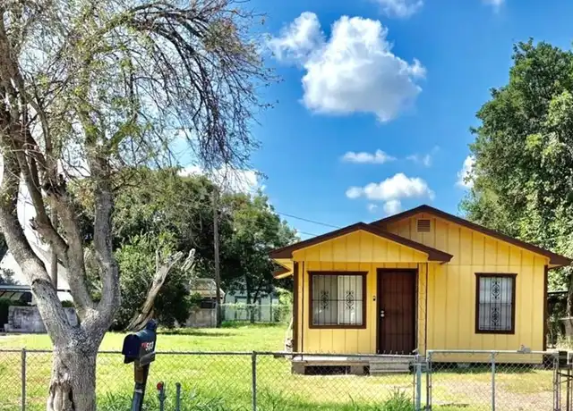 Property at 503 W Park Ave, Pharr, TX, 78577, 2 beds, 1 bath, [object Object]
