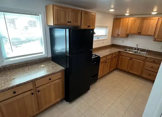 Property at 6395 Lakeshore Rd Unit 6395-04, Cicero, NY, 13039, 1 bed, 1 bath, [object Object]
