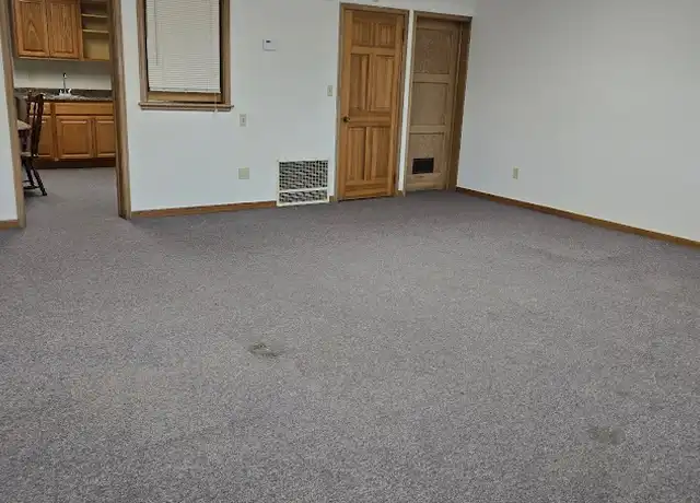 Property at 201 10th St Unit 1, Heron Lake, MN, 56137, 0 beds, 1 bath, [object Object]