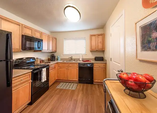 Property at Haven Apartments - 1870 Enterprise Ct, Virginia Beach, VA, 23454, 2-3 beds, 2 baths, [object Object]