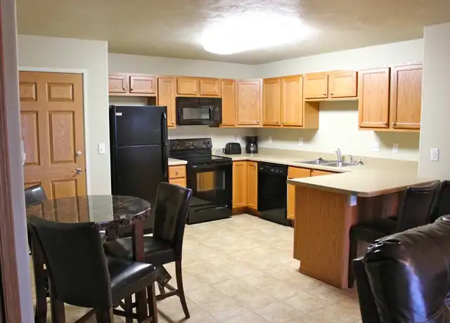 Property at Northdale 2717 - 2717 NW 5th Street A, B, C, D, and E, Minot, ND, 1-2 bed, 1-2 bath, [object Object]