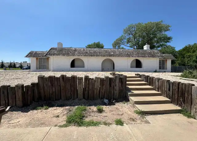Property at 29 Southridge Dr, Canyon, TX, 79015, 3 beds, 4 baths, [object Object]