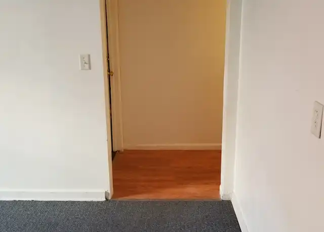 Property at 105 Queen St, Northumberland, PA, 17857, 2 beds, 1 bath, [object Object]