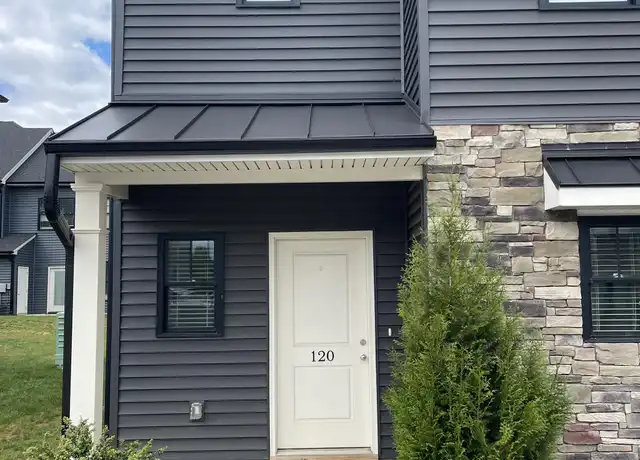 Property at 120 English Commons Dr Unit 1, Lynchburg, VA, 24501, 3 beds, 2.5 baths, [object Object]