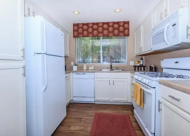 Property at 995 E Baseline Rd, Tempe, AZ, 85283, 2 beds, 2 baths, [object Object]