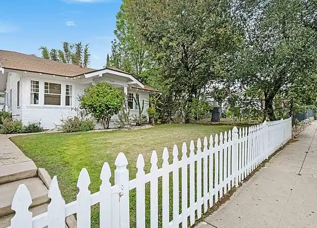 Property at 1139 N Summit Ave, Pasadena, CA, 91103, 2 beds, 1 bath, [object Object]