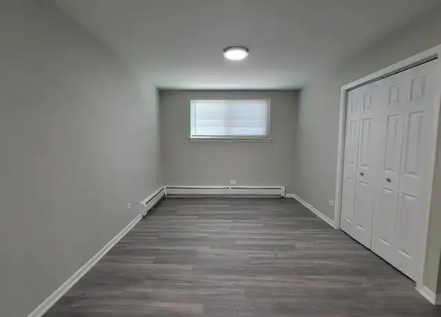 Property at 131 N Cuyler Ave, Oak Park, IL, 60302, 2 beds, 1 bath, [object Object]