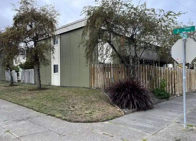 Property at 1210 J St Unit C [PRM: Henry], Eureka, CA, 95501, 2 beds, 1 bath, [object Object]