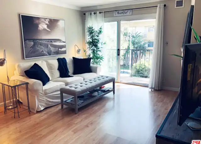 Property at 8163 Redlands St #25, Playa del Rey, CA, 90293, 1 bed, 1 bath, [object Object]