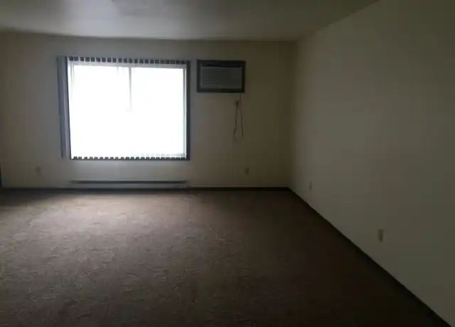 Property at 917 Silver Lake Dr Unit 614-15, Portage, WI, 53901, 2 beds, 1 bath, [object Object]