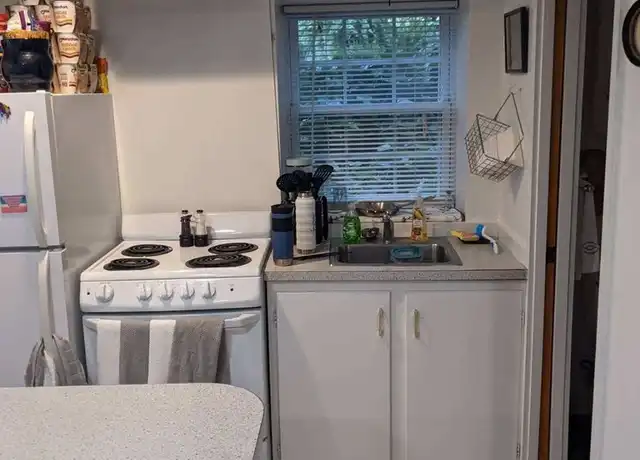 Property at 218 N 4th St Unit 5, Wilmington, NC, 28401, 1 bed, 1 bath, [object Object]