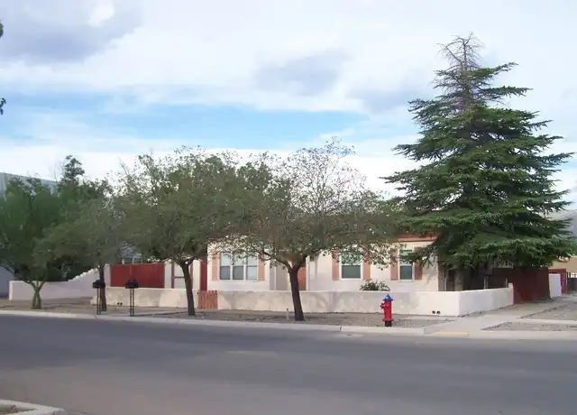 Property at 1400 Indiana Ave, Alamogordo, NM, 88310, 2 beds, 1 bath, [object Object]