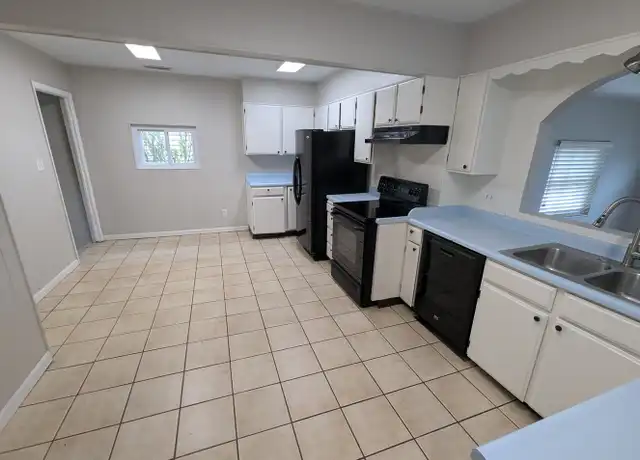 Property at 4888 Elm Ct, Denver, CO, 80221, 6 beds, 3 baths, [object Object]