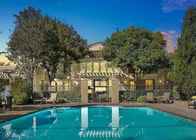 Photo of 2100 Waterstone Pl, San Ramon, CA 94582