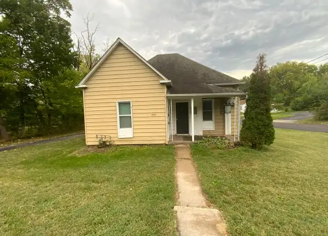 Property at 1800 Gordon St Unit B, Columbia, MO, 65201, 1 bed, 1 bath, [object Object]