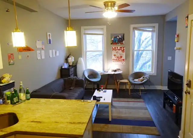 Property at 1433 N Cleaver St Unit 3, Chicago, IL, 60642, 3 beds, 2 baths, [object Object]