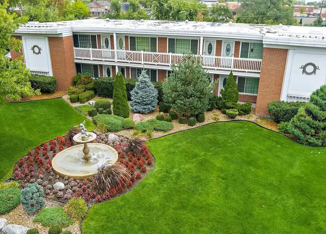 Photo of 1131 Center St, Bensenville, IL 60106