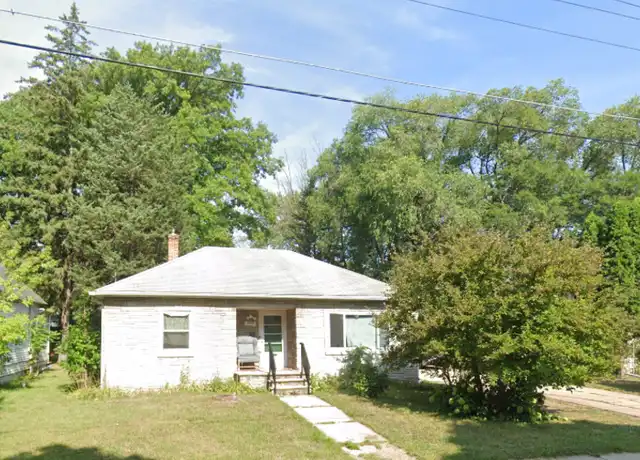Property at 1430 S Oneida St, Green Bay, WI, 54304, 3 beds, 1 bath, [object Object]