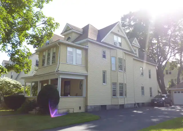 Property at 29 Roxbury St Unit 3, Worcester, MA, 01609, 2 beds, 1 bath, [object Object]