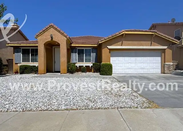 Property at 8725 Bridgeport Ave, Hesperia, CA, 92344, 4 beds, 3 baths, [object Object]