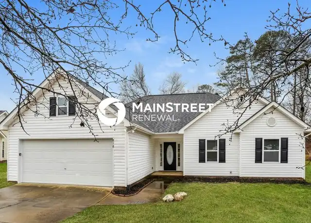 Property at 818 White Oak Ln, Matthews, NC, 28104, 3 beds, 2 baths, [object Object]