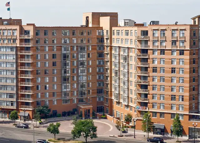 Photo of 3000 Washington Blvd, Arlington, VA 22201