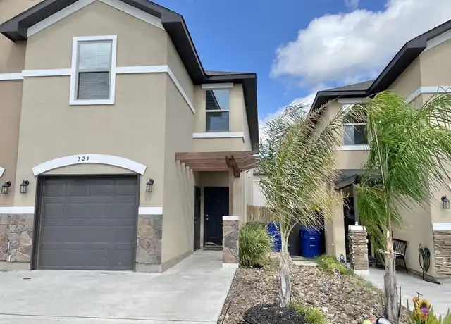 Property at 229 Welland Dr Unit 229, Laredo, TX, 78045, 3 beds, 2.5 baths, [object Object]