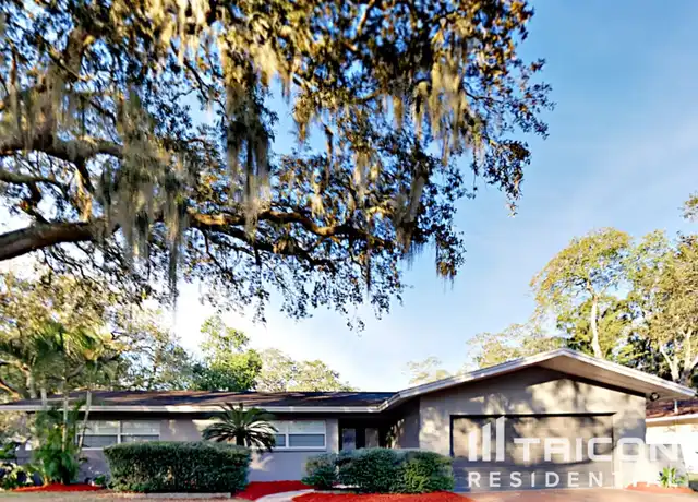 Property at 7102 Woodfield Dr, Tampa, FL, 33617, 3 beds, 2 baths, [object Object]