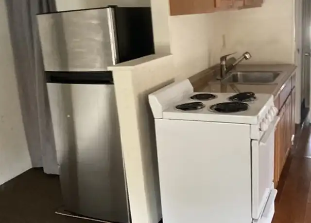 Property at 197 Bank St, Fall River, MA, 02720, 1 bed, 1 bath, [object Object]
