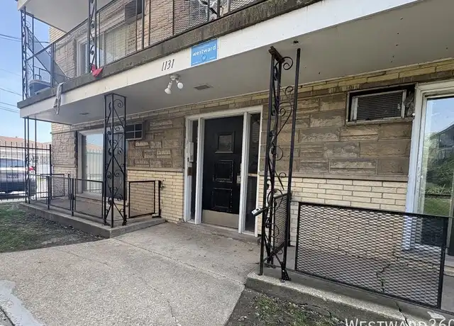 Property at 1133 W 127th Pl Unit C3, Calumet Park, IL, 60827, 1 bed, 1 bath, [object Object]