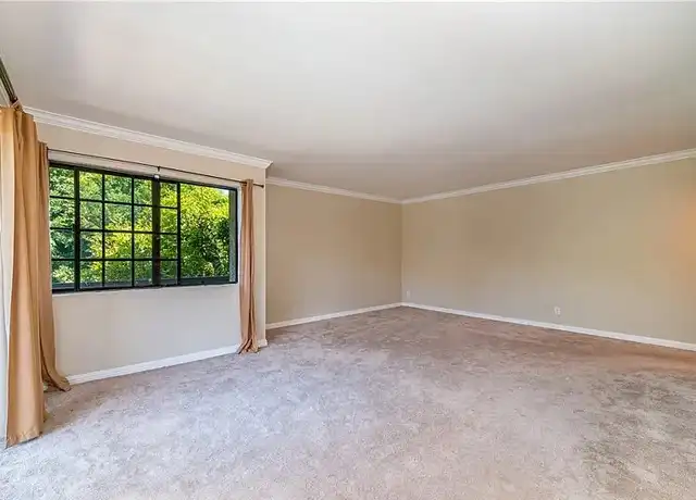 Property at 5310 Circle Dr #210, Sherman Oaks, CA, 91401, 1 bed, 1 bath, [object Object]