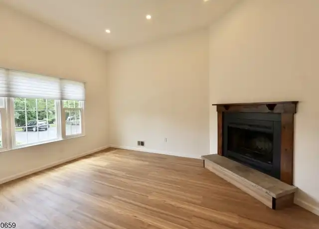 Property at 103 Park Ave Unit B5, Summit, NJ, 07901, 3 beds, 2.5 baths, [object Object]