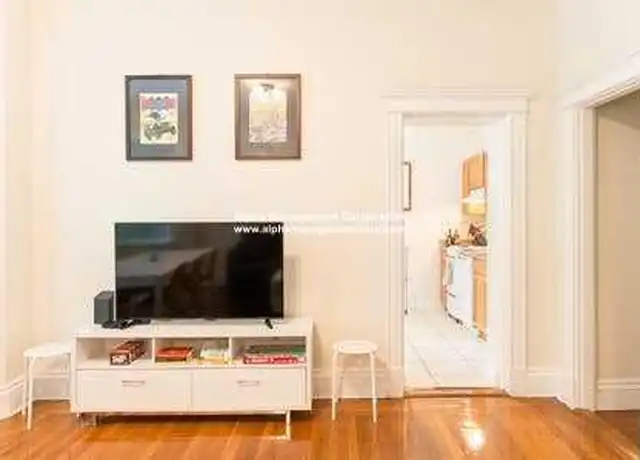 Property at 32 Euston St, Brookline, MA, 02446, 3 beds, 2 baths, [object Object]