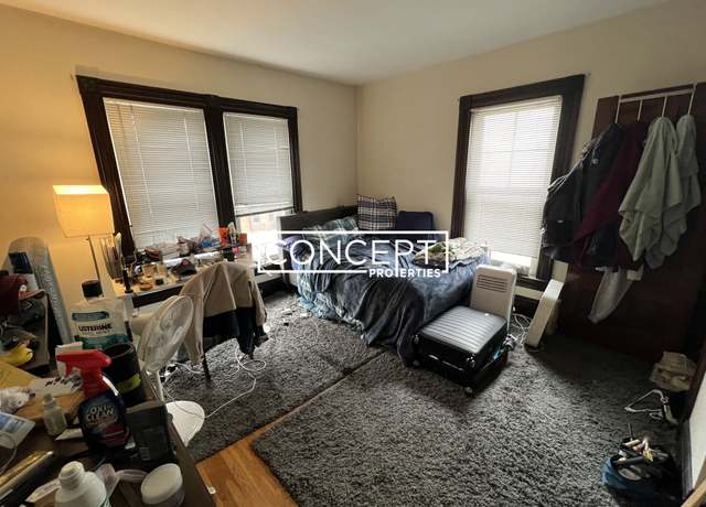 Photo of 211 Holland St Unit 2, Somerville, MA 02144