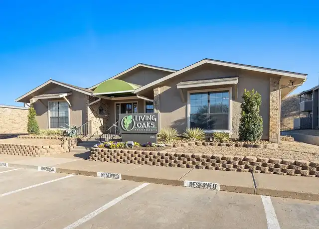 Property at Living Oaks Apartments - 200 Brothers Blvd, Red Oak, TX, 75154, 1-2 bed, 1-2 bath, [object Object]
