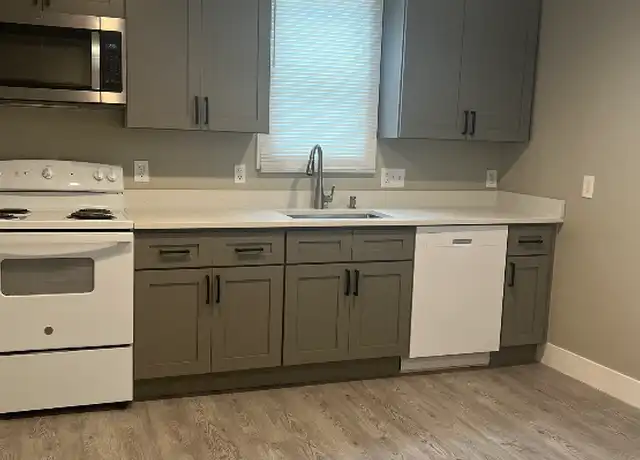 Property at 306 Hope St Unit 1, Providence, RI, 02906, 4 beds, 2 baths, [object Object]