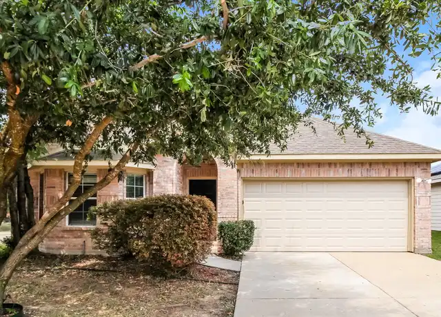 Property at 10048 Iron Ridge Dr, Fort Worth, TX, 76140, 4 beds, 2 baths, [object Object]