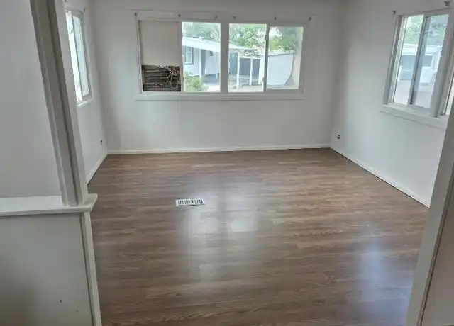 Property at 2375 E Main St, Canon City, CO, 81212, 2 beds, 1 bath, [object Object]