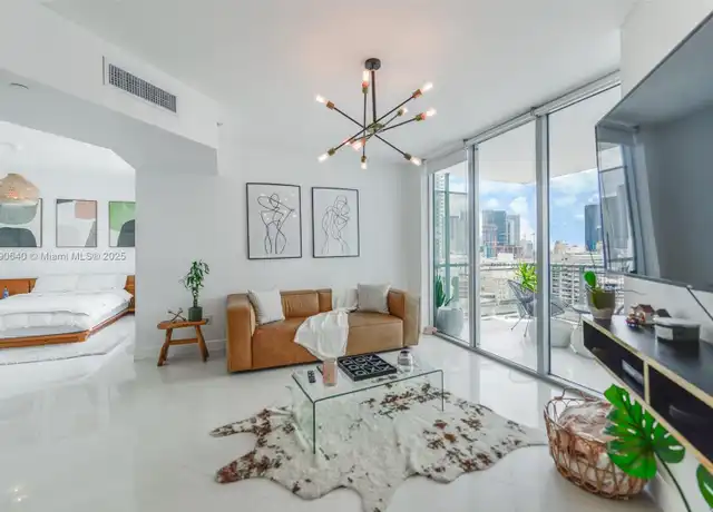 Property at 350 S Miami Ave #1911, Miami, FL, 33130, 1 bed, 1 bath, [object Object]