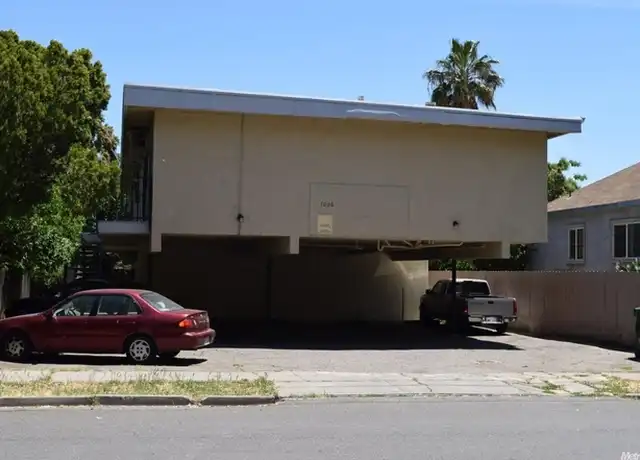 Property at 1030 S Grant St Unit 6, Stockton, CA, 95206, 1 bed, 1 bath, [object Object]