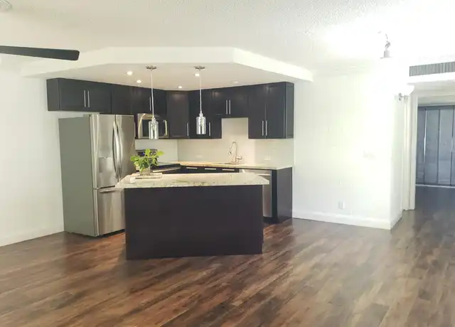 Property at 695 Normandy O, Delray Beach, FL, 33484, 1 bed, 1.5 baths, [object Object]