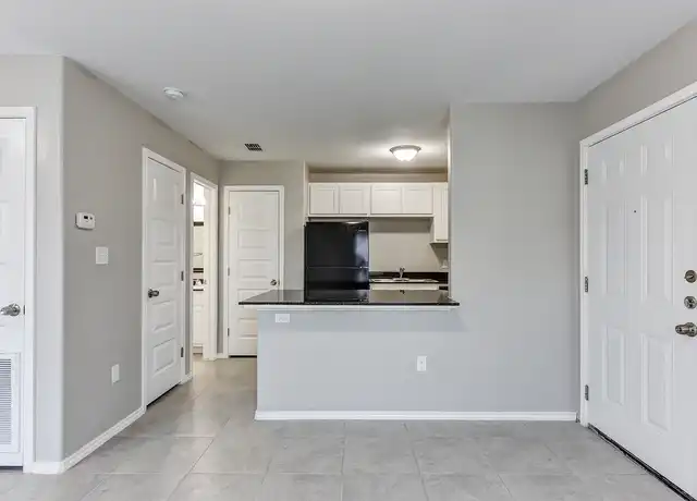 Property at Bay Shore Apartments - 203 E Ransom Rd, Aransas Pass, TX, 78336, 0-1 beds, 1 bath, [object Object]