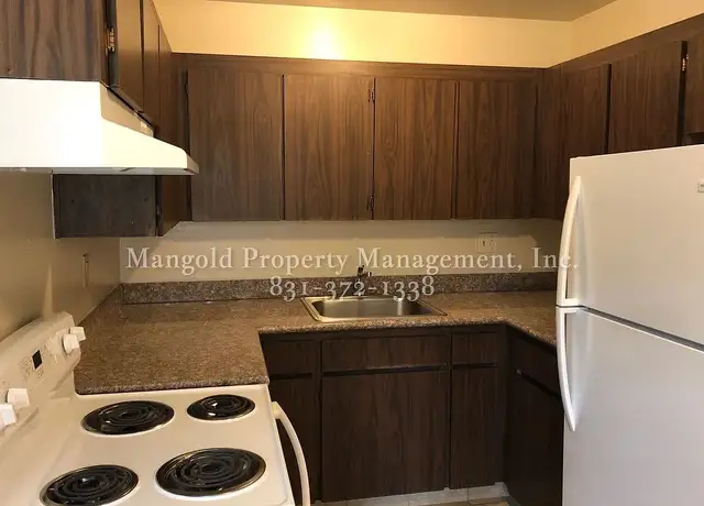 Photo of 7 Moreland Ave, Pacific Grove, CA 93950