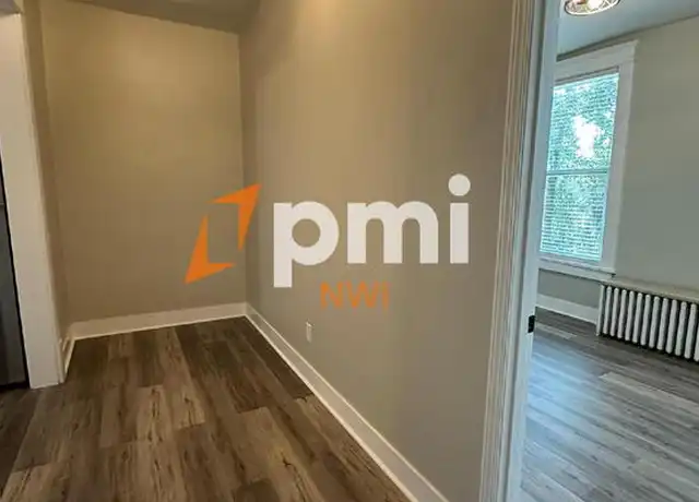Property at 509 E Commercial Ave Unit 4, Lowell, IN, 46356, 1 bed, 1 bath, [object Object]