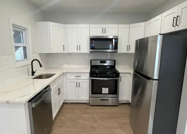 Property at 42 E 19th St Unit Rear House, Bayonne, NJ, 07002, 3 beds, 2 baths, [object Object]