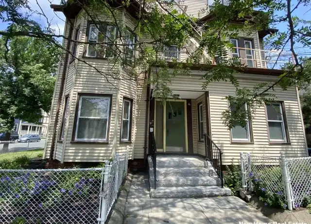 Property at 27 Howe St, Somerville, MA, 02145, 1 bed, 1 bath, [object Object]