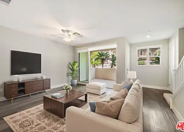 Property at 4454 Paxton Pl, Calabasas, CA, 91302, 3 beds, 2.5 baths, [object Object]